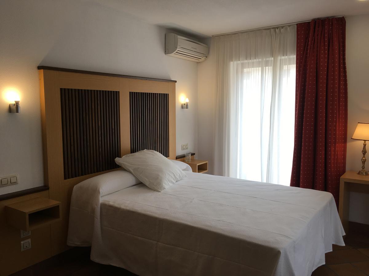 Antika Snoga Hotel Ávila Buitenkant foto