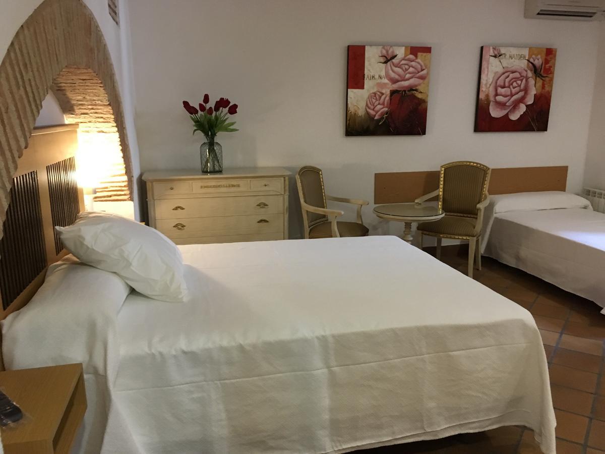 Antika Snoga Hotel Ávila Buitenkant foto